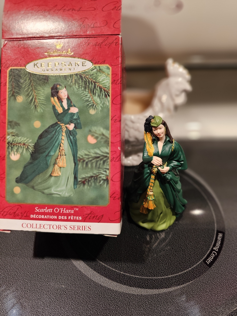 Hallmark Keepsake Scarlett O'Hara Figurine - Green & Gold Accent